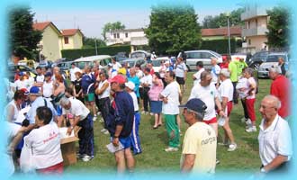 Caminada tra il Kiwi - Gruppo Podistico Giacciano con Baruchella
