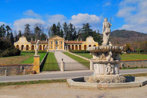 Villa Barbaro
